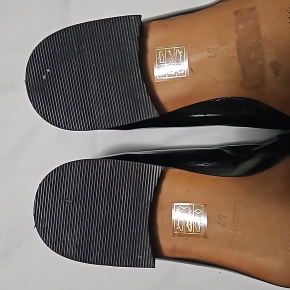 L'Intervalle black loafers. - Picture 6 of 7